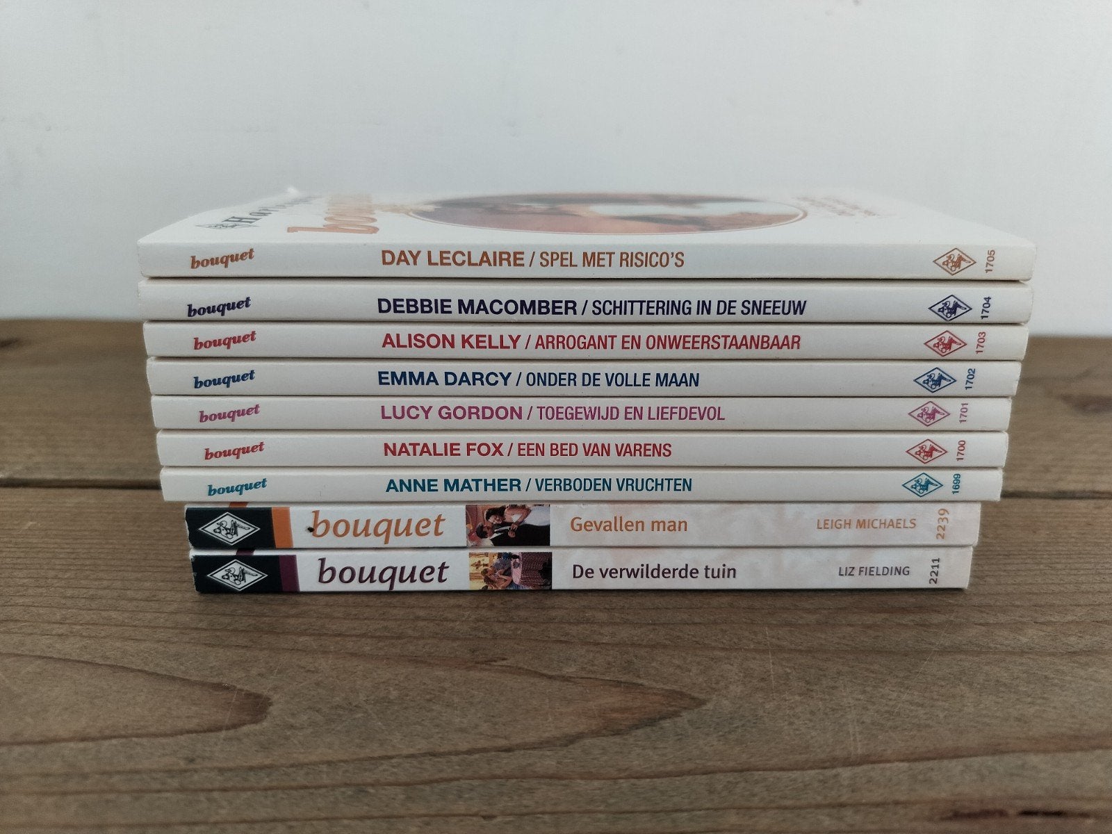 9x bouquet reeks boekjes romannetjes, Boeken, Romans, Ophalen of Verzenden, Zo goed als nieuw