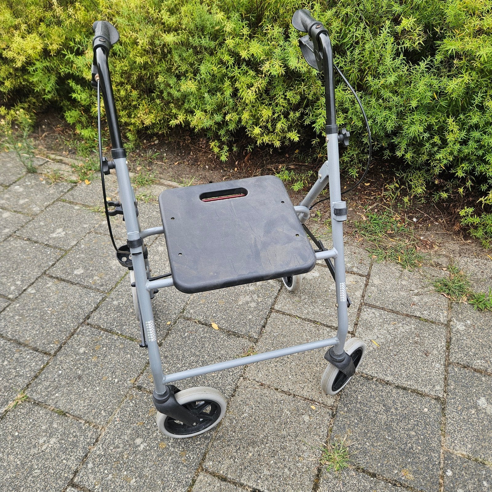 Rollator zo goed als nieuw., Ophalen, Opvouwbaar, Zo goed als nieuw