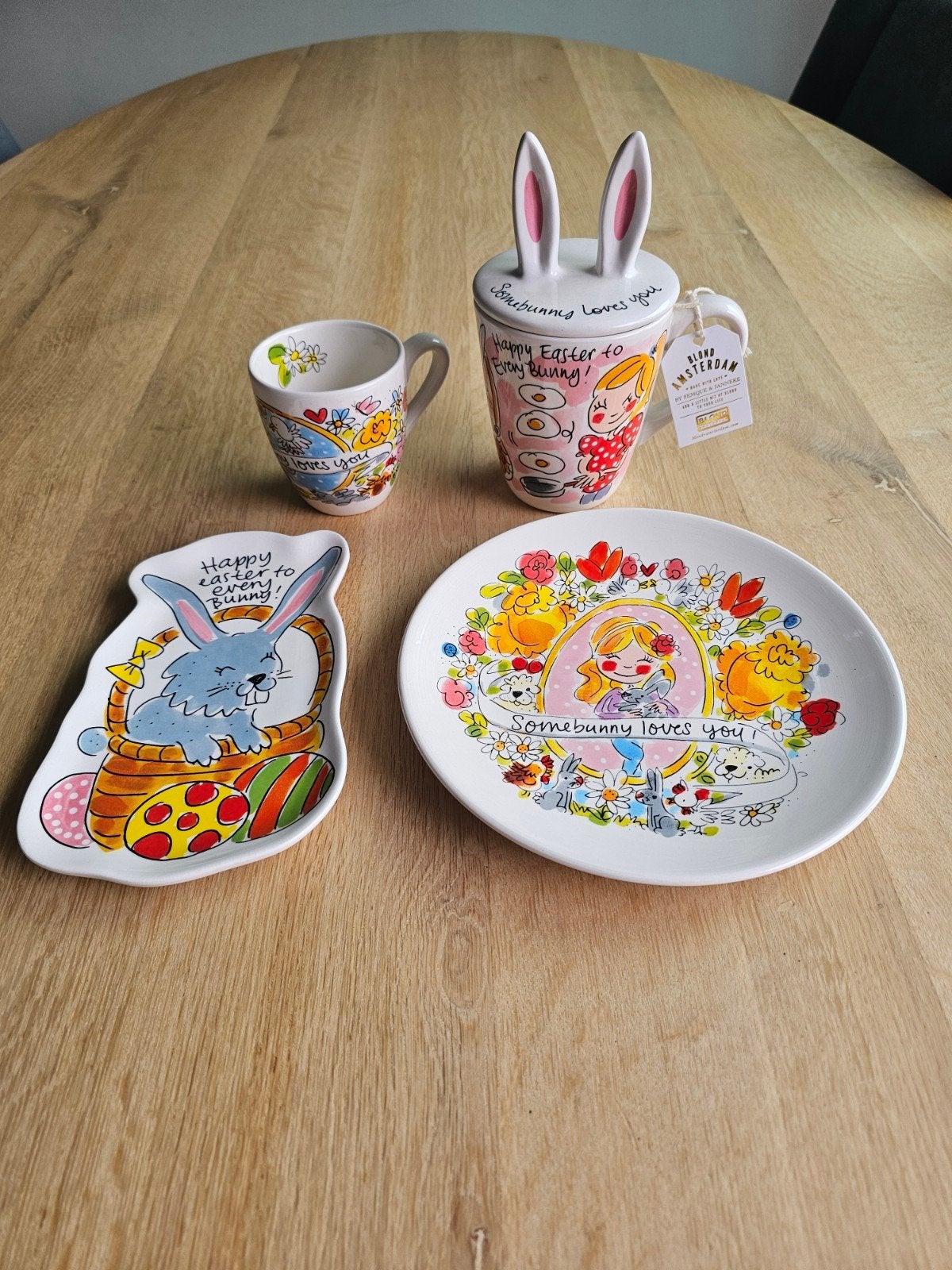 Blond Amsterdam Pasen servies set - Nieuw, Huis en Inrichting, Ophalen, Nieuw, Kop(pen) en/of Schotel(s), Aardewerk
