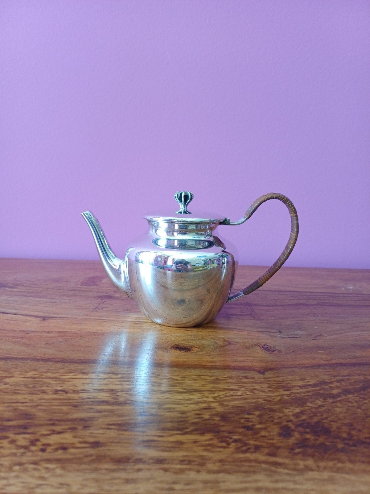 Keltum pleet theepot met rieten handvat, Antiek en Kunst, Ophalen of Verzenden