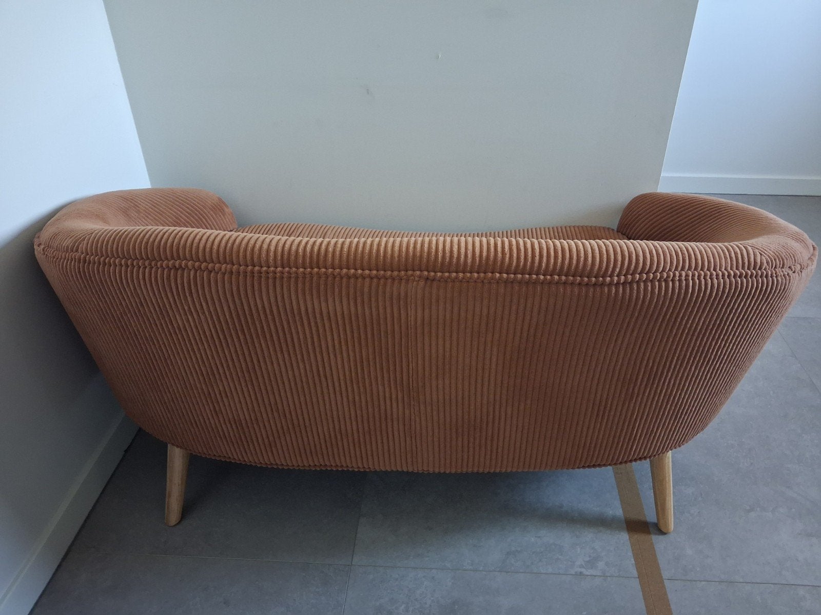 Bruin bankje van Xenos, Ophalen, Minder dan 75 cm, Tweepersoons, Stof