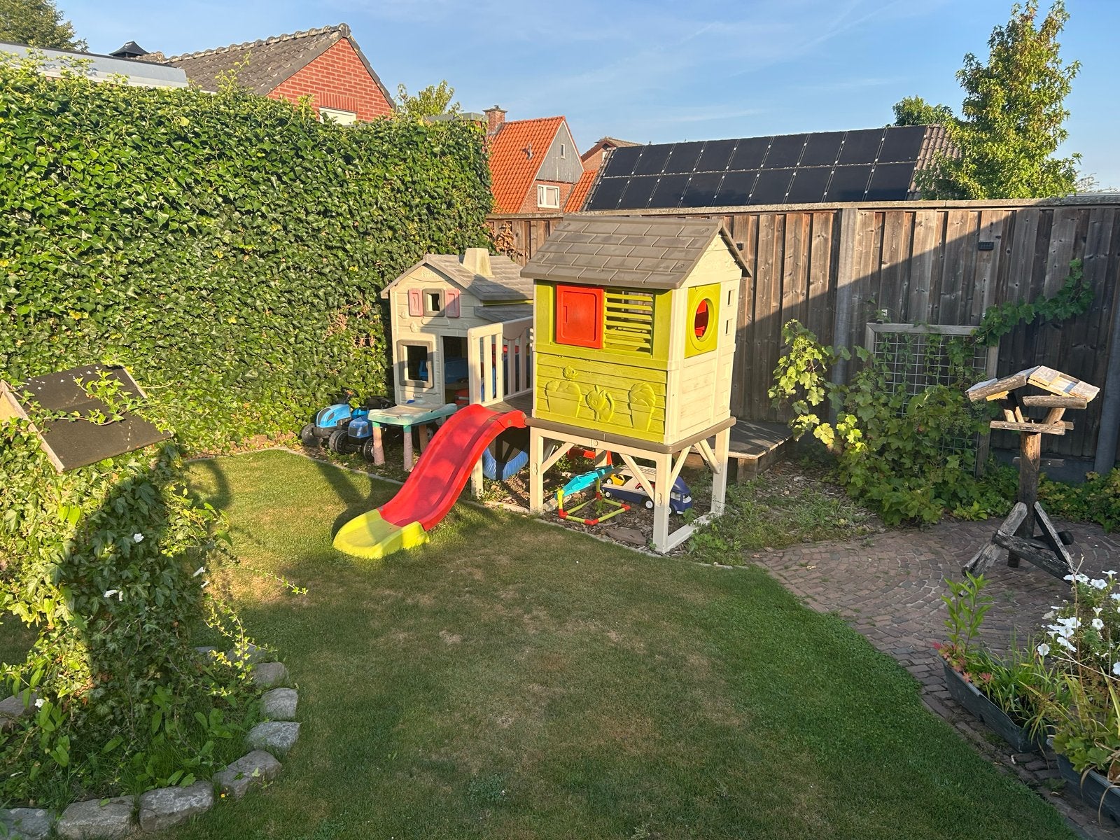 Smoby Speelhuisje(s) met Glijbaan, Ophalen, Zo goed als nieuw, Kunststof