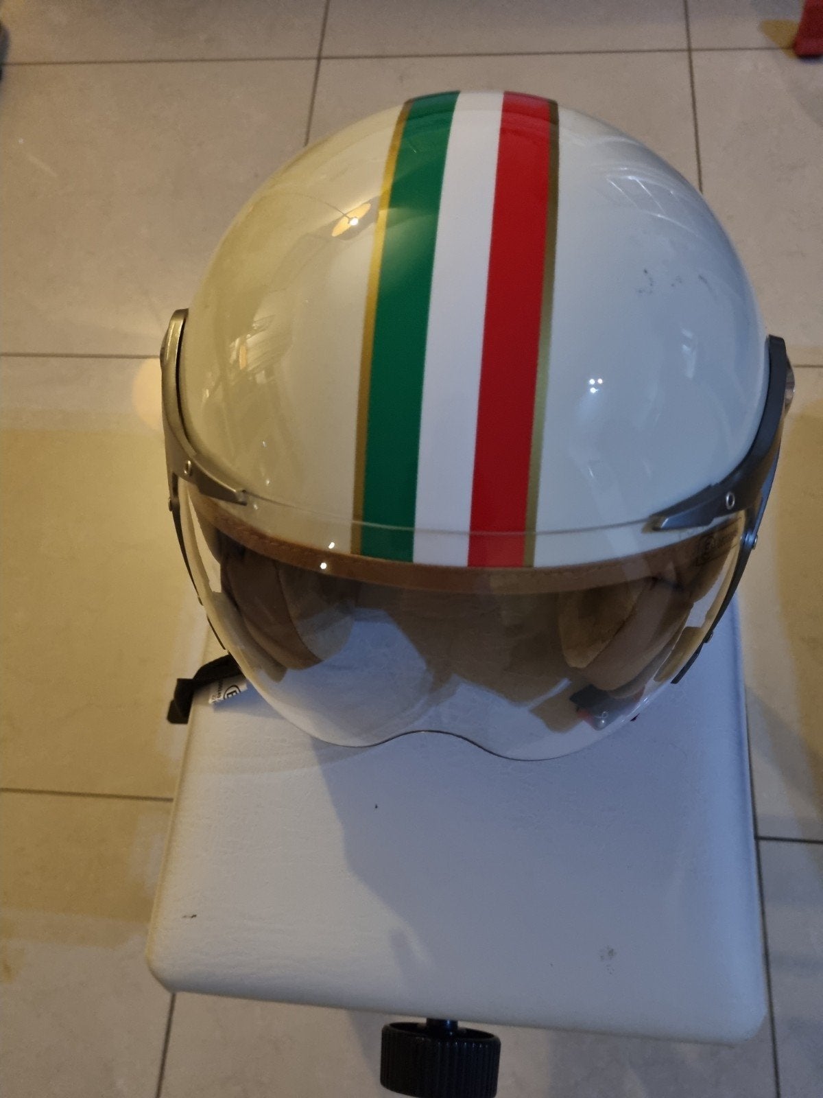 Vespa scooter helm - Nieuwstaat, Ophalen of Verzenden, Nieuw, Large, Vespa