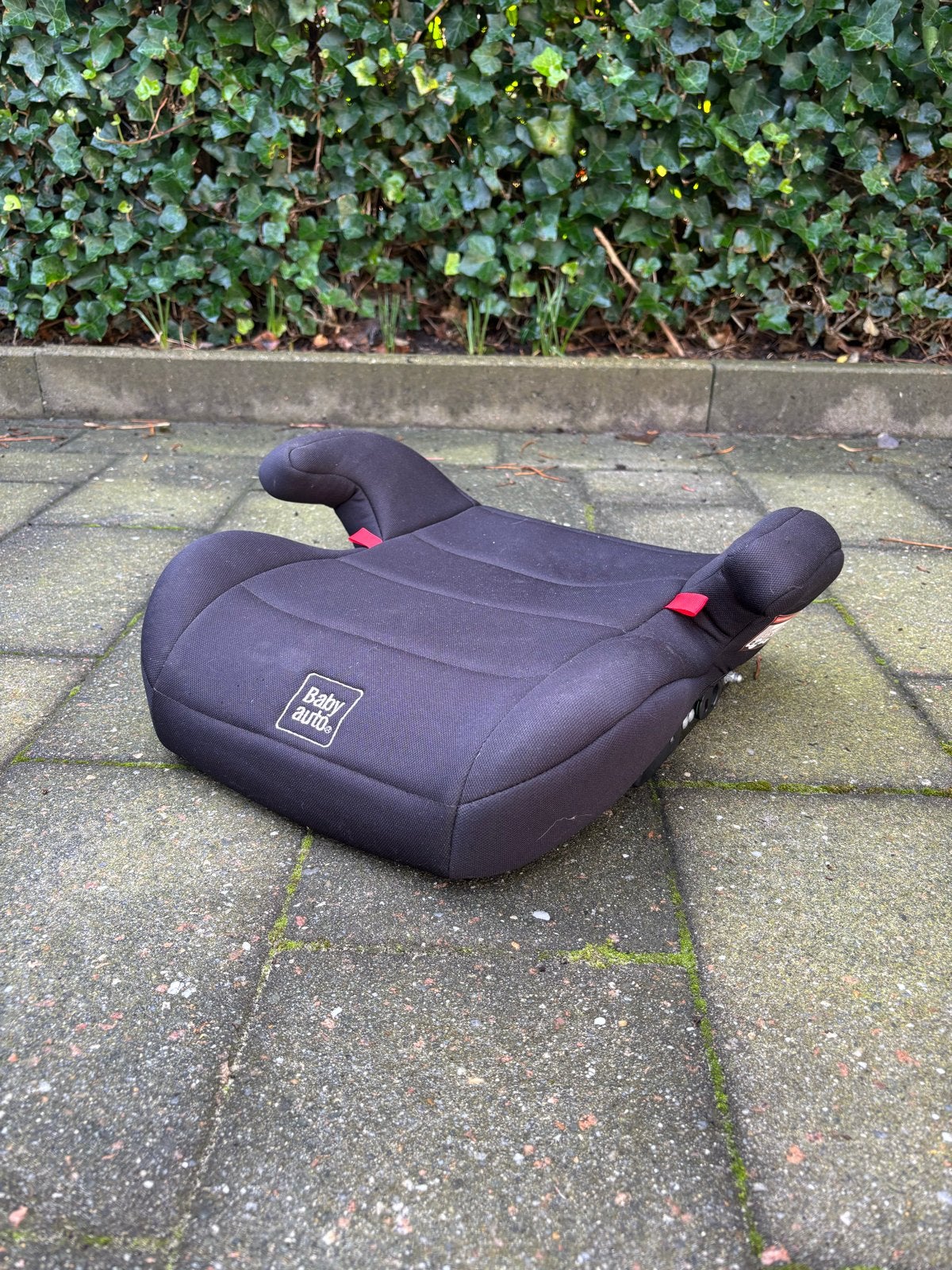 Babyauto autostoelverhoger - Zwart, Kinderen en Baby's, 15 t/m 36 kg, Ophalen, Overige merken, Gebruikt
