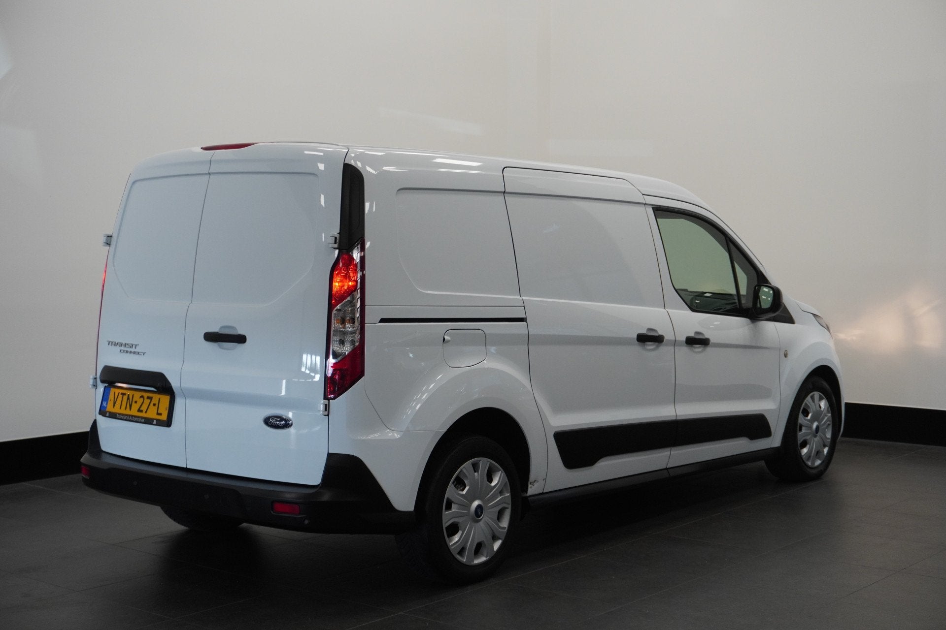 Ford Transit Connect 1.5 EcoBlue 100PK L2 EURO 6 - Airco - N, Voorwielaandrijving, Dealer onderhouden, Gebruikt, 4 cilinders