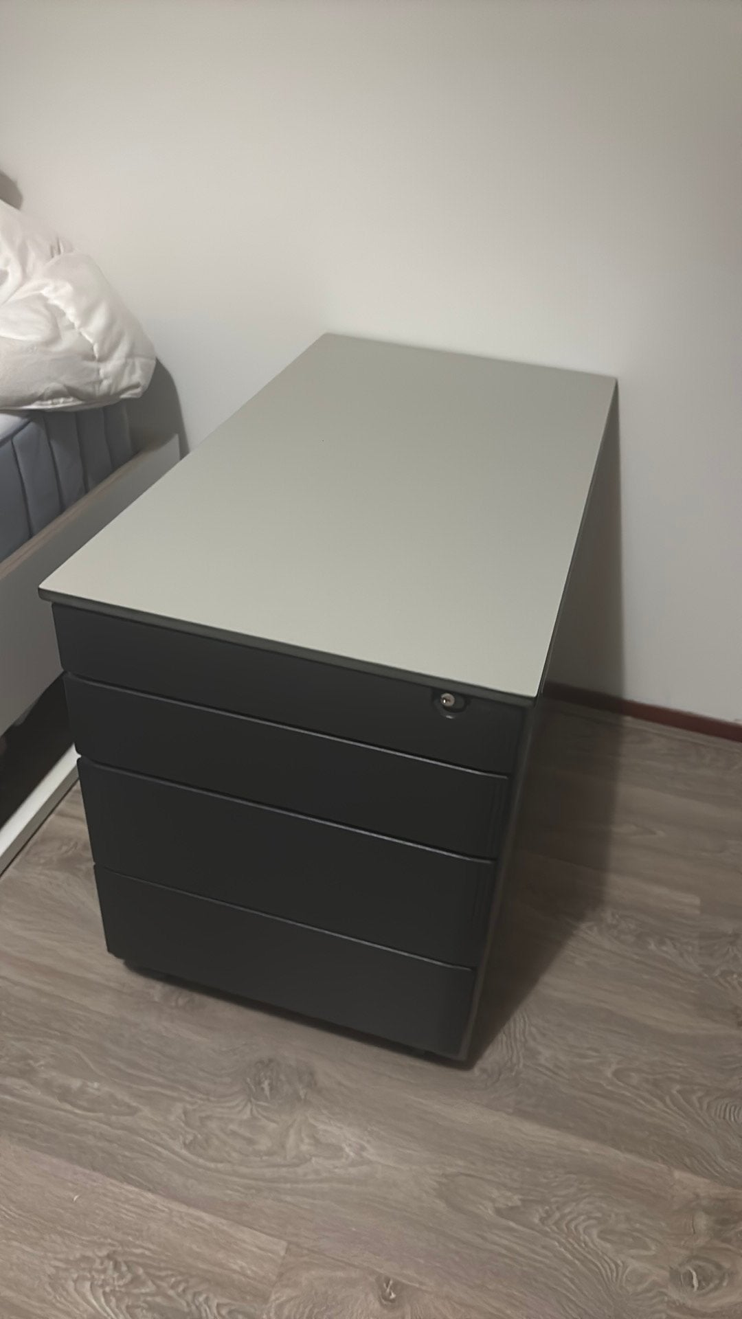 Grote zware ladenkast bureau, Ophalen, 50 tot 100 cm, Zo goed als nieuw, 3 of 4 laden