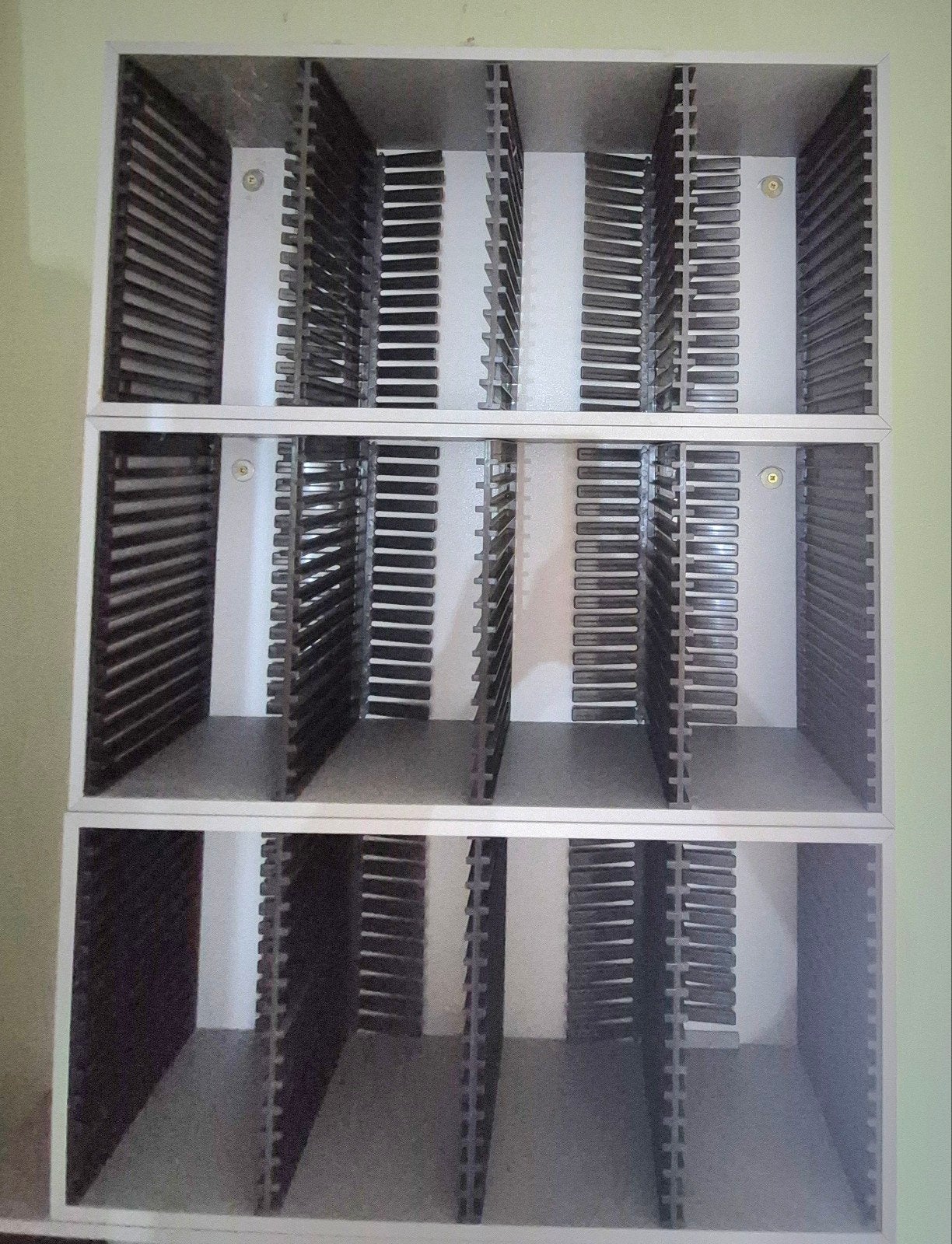 CD-wandrekken / CD-kastjes – ruimte voor 180 cd's – netjes, Ophalen, Hout, Cd's