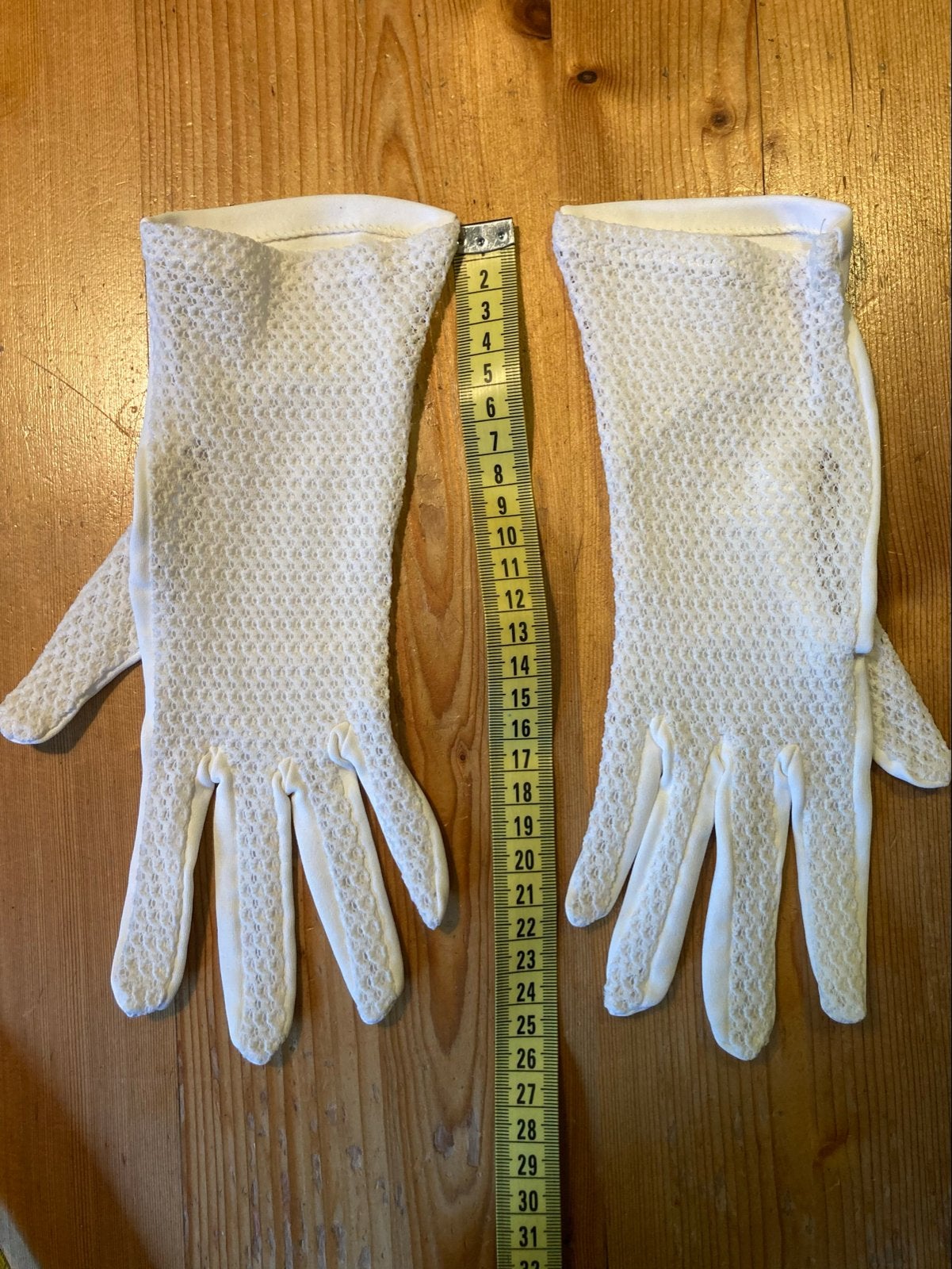 Witte bruidshandschoenen voor volwassene, Ophalen of Verzenden, Zo goed als nieuw, Wit, Accessoires