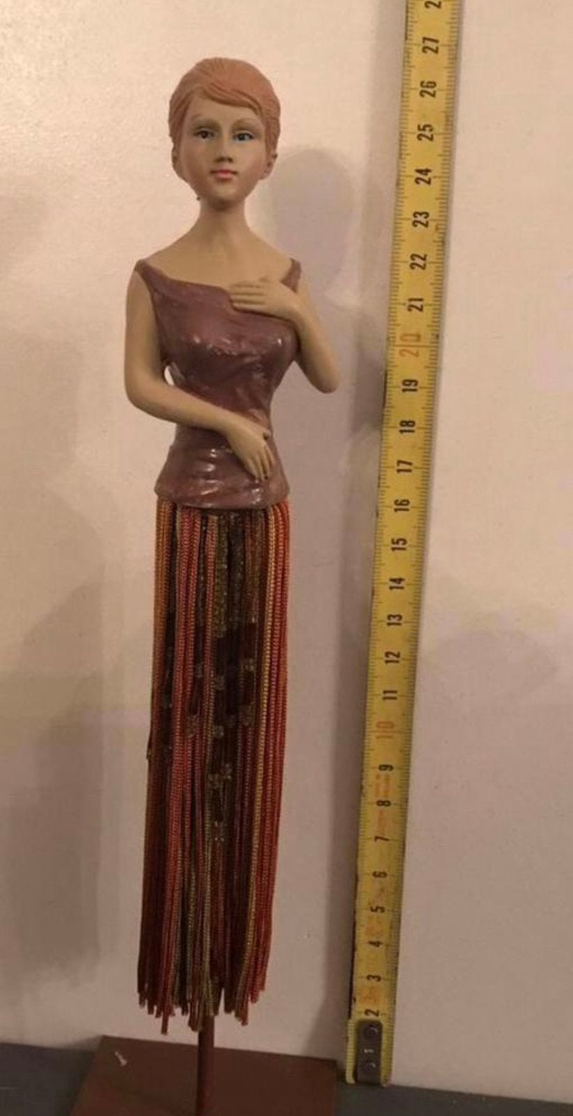 Vintage Dame Figuur met Rok van Kralen, Ophalen of Verzenden