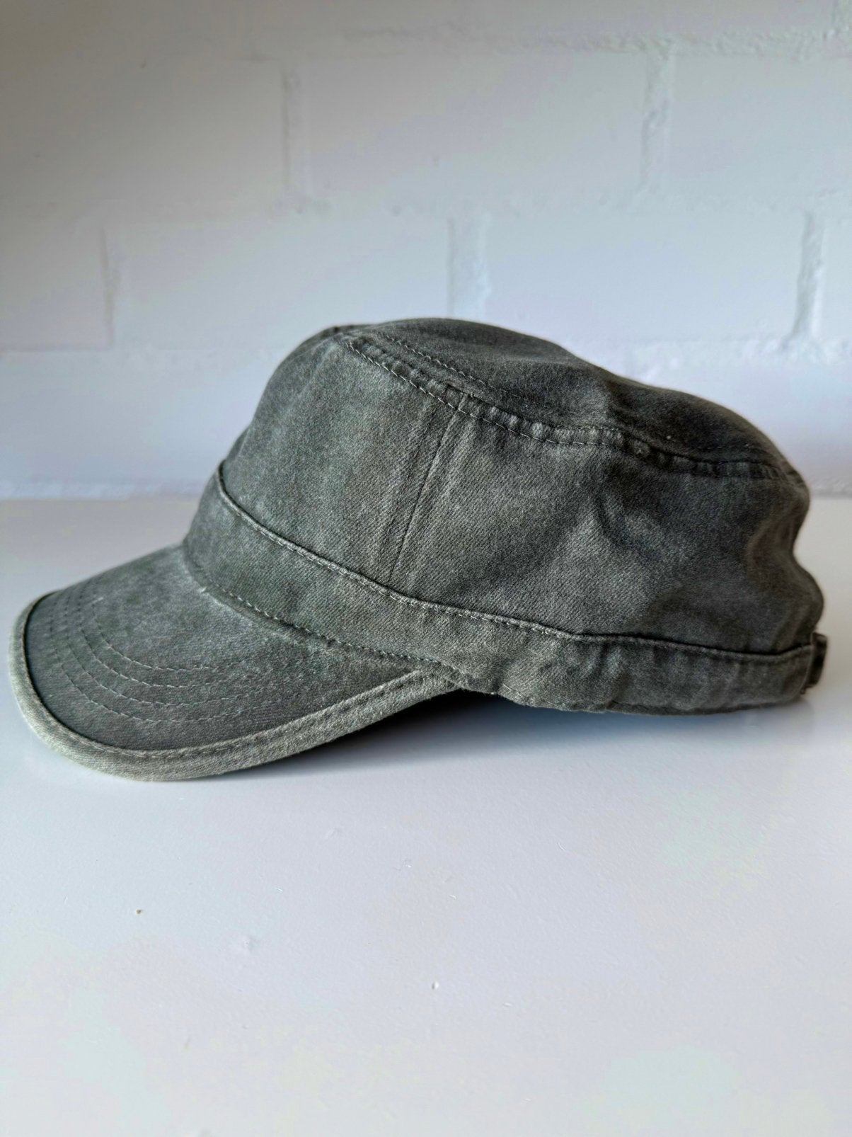 Nieuwe Donker groene Leger Army stijl Flatcap pet Military, Ophalen of Verzenden, Nieuw, One size fits all, Pet