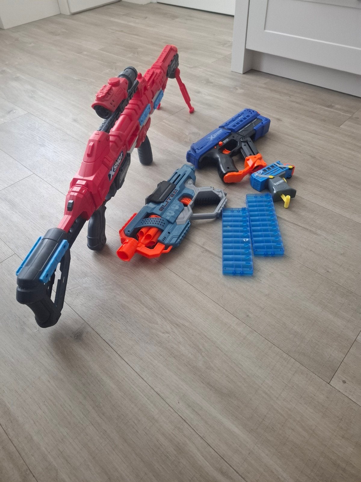 Grote set Nerf en X-Shot blasters met accessoires, Ophalen, Gebruikt, Jongen of Meisje