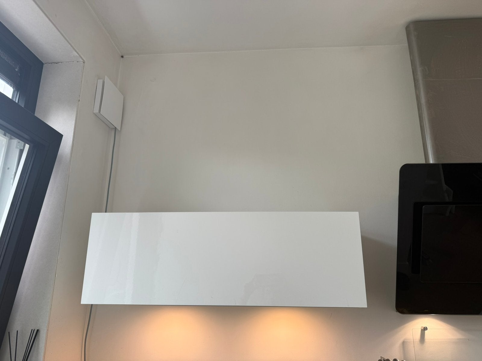 Keukenkast boven keukenkast wit met klep inclusief licht, Ophalen, Zo goed als nieuw, Wit, Overige typen