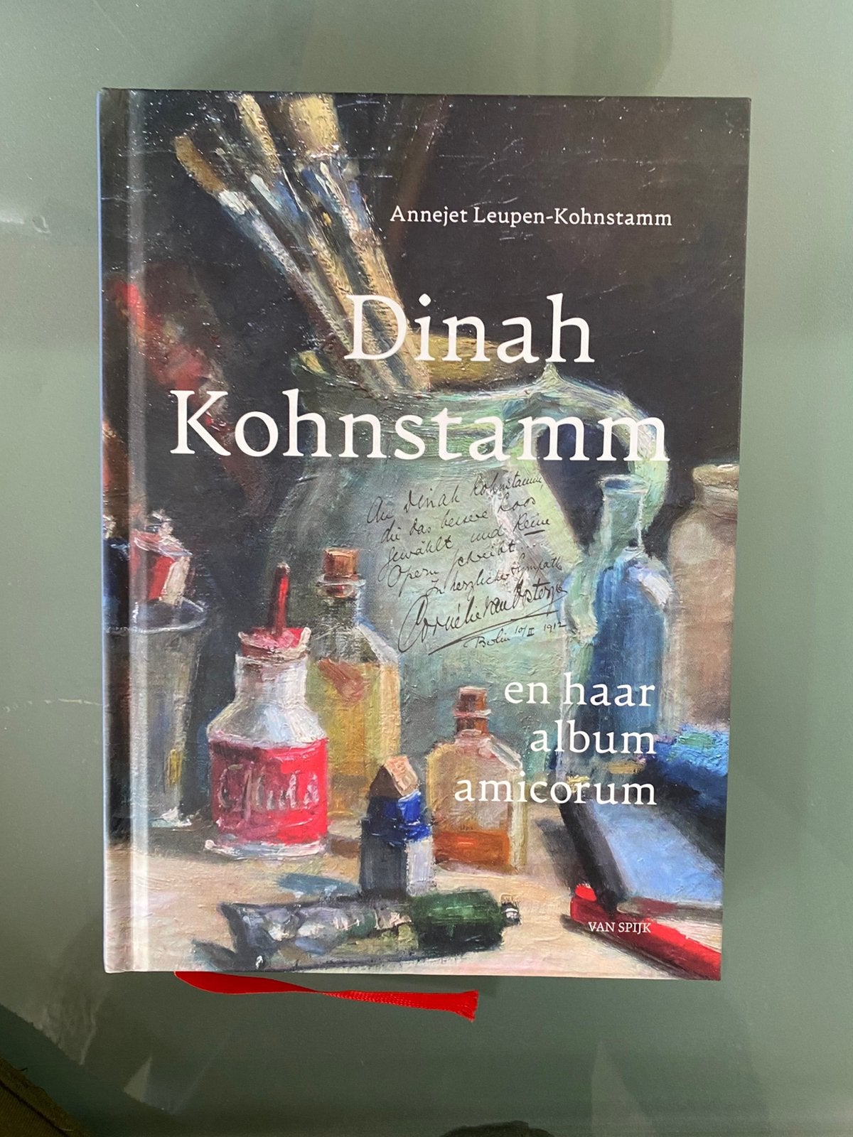 Dinah Kohnstamm en haar album amicorum, Ophalen of Verzenden, Zo goed als nieuw, Annejet Leupen-Kohnstamm