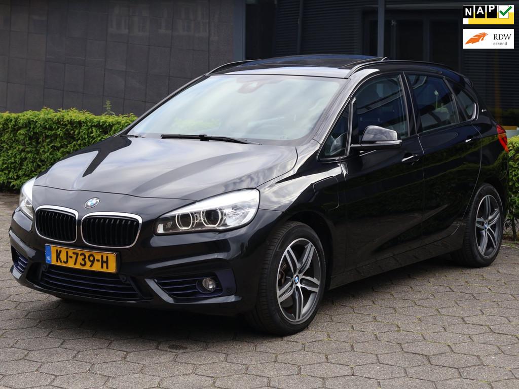 BMW 2-serie Active Tourer 225xe Centennial High Executive|HU, Auto's, BMW, Bedrijf, Te koop, 2-Serie Active Tourer, 4x4, ABS, Airbags