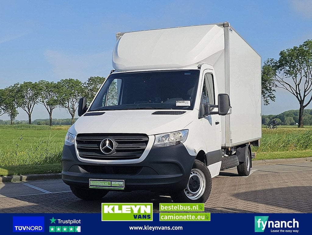 MERCEDES-BENZ SPRINTER 317 bakwagen laadklep!, Automaat, Gebruikt, Wit, Mercedes-Benz