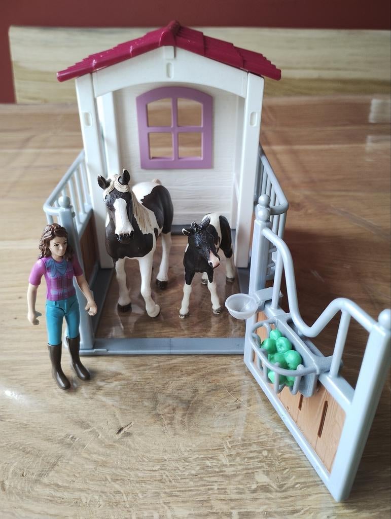 Schleich paard met stal en ruiter, Ophalen of Verzenden, Jongen of Meisje