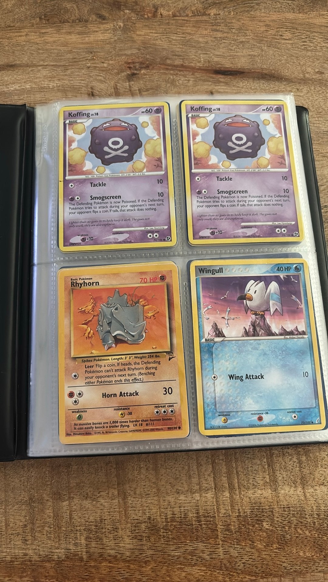 Pokémon map met 112 kaarten, Verzamelen, Verzenden, Zo goed als nieuw, Speelkaart(en)