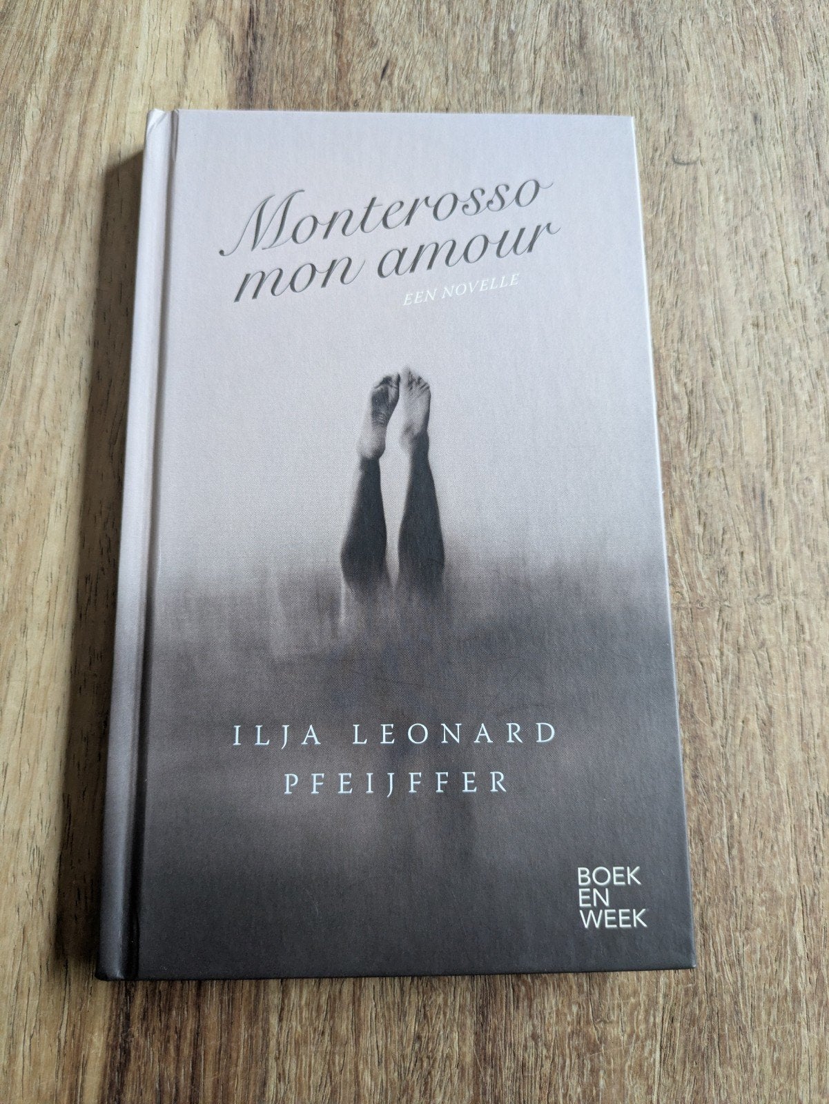 Monterosso mon amour - Ilja Leonard Pfeijffer, Ophalen of Verzenden, Zo goed als nieuw, Ilja Leonard Pfeijffer, Nederland