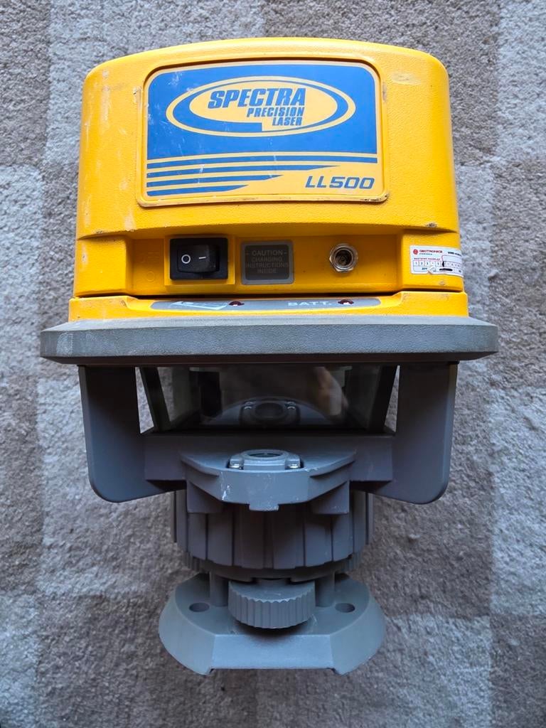 Spectra Precision LL500 Laser Waterpas Gebruikt, Trimble Inc., 935 Stewart Drive, Sunnyvale, CA 94085, USA, Gebruikt, Support@trimble.com
