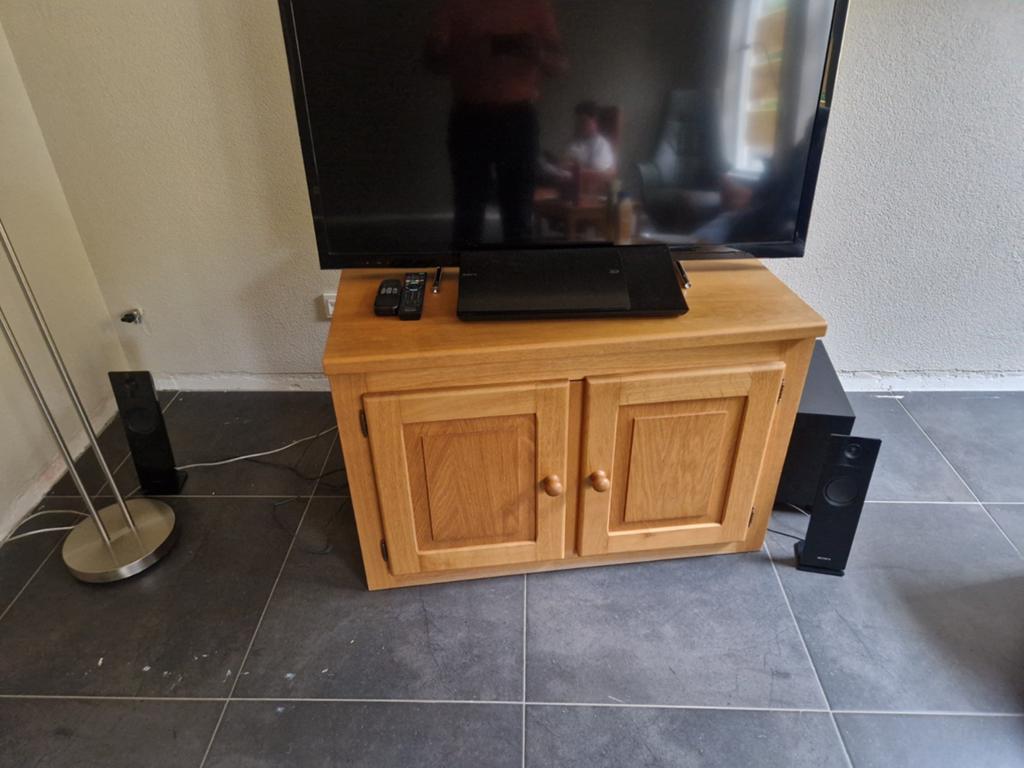 Eike TV kast, Huis en Inrichting, Kasten | Televisiemeubels, Ophalen, 25 tot 50 cm, Minder dan 100 cm