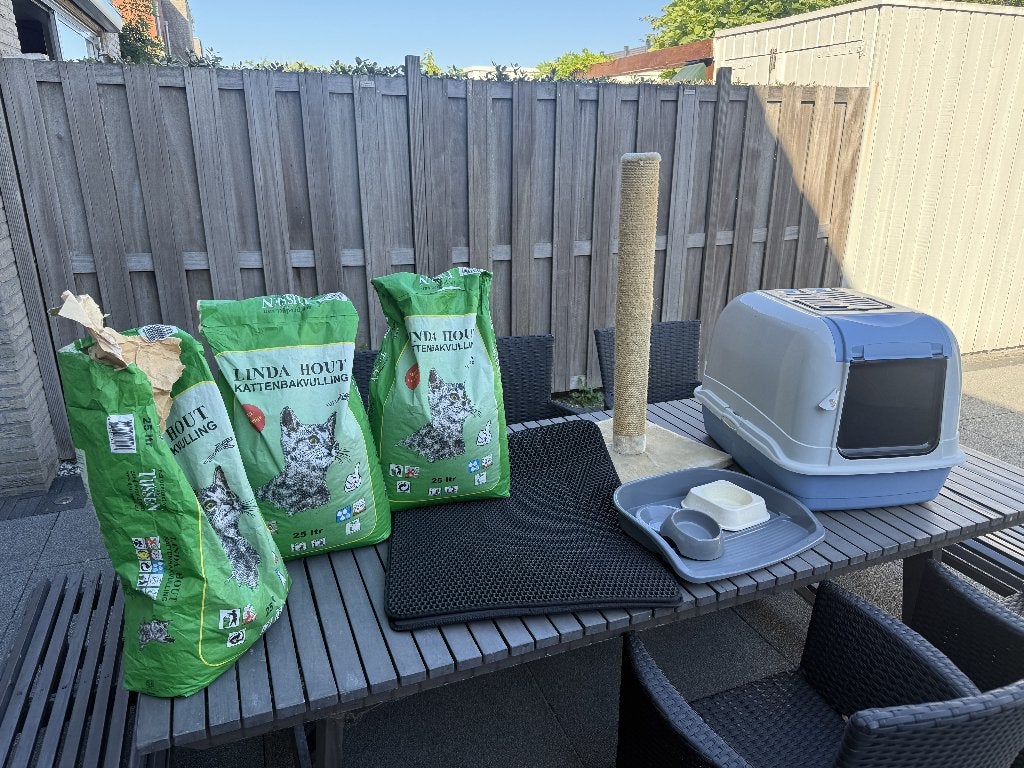 Kattenpakket kattenbak, krabpaal, voerbak & kattenbakvulling, Dieren en Toebehoren, Katten-accessoires, Ophalen, Zo goed als nieuw