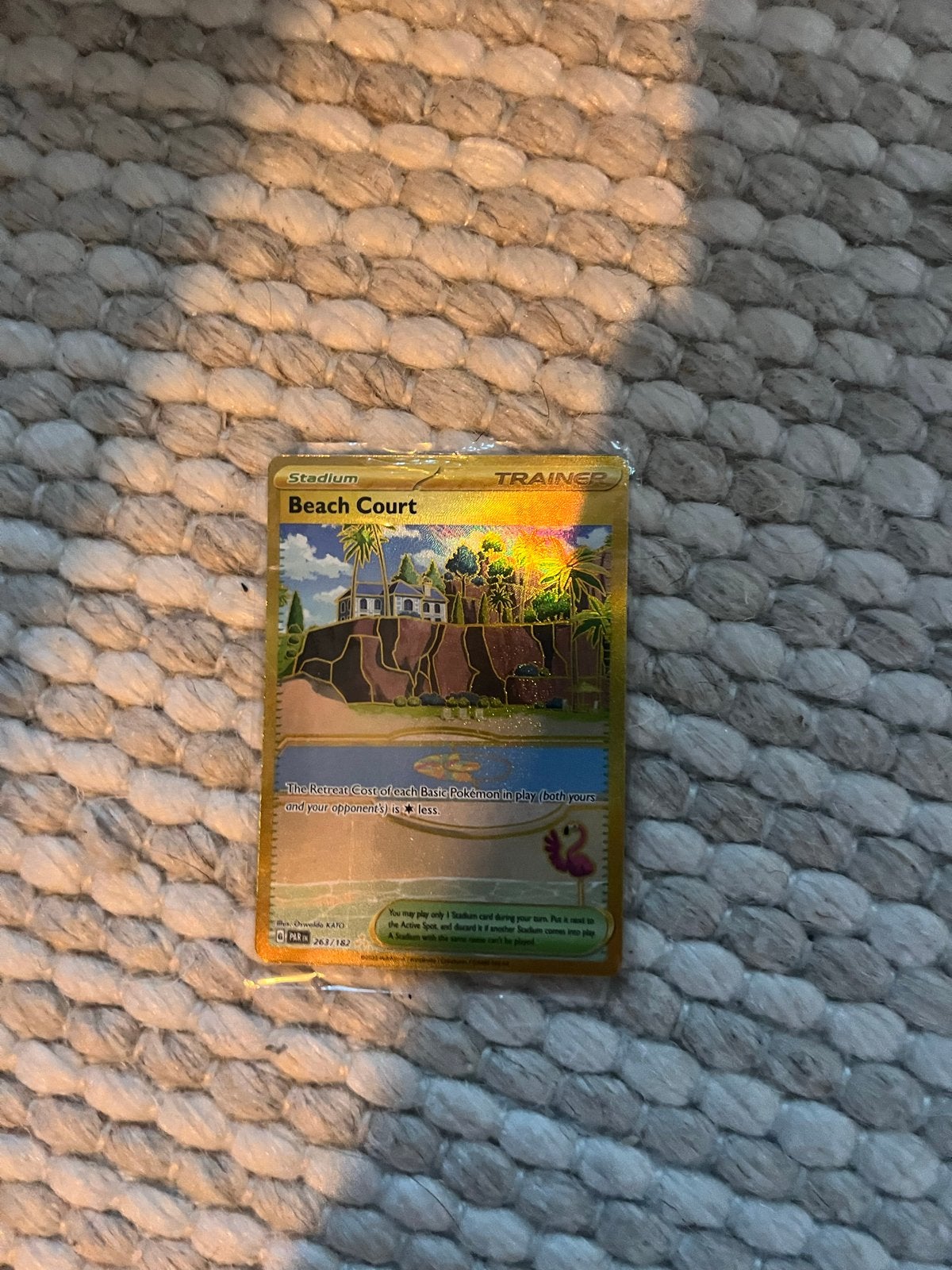 Pokémon TCG Beach Court Gold Secret Rare Trainer Kaart, Ophalen, Zo goed als nieuw, Losse kaart, Foil