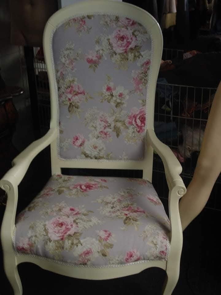 Brocante Queen ann fauteuil opnieuw gestoffeerd, Ophalen of Verzenden, Zo goed als nieuw, 75 tot 100 cm