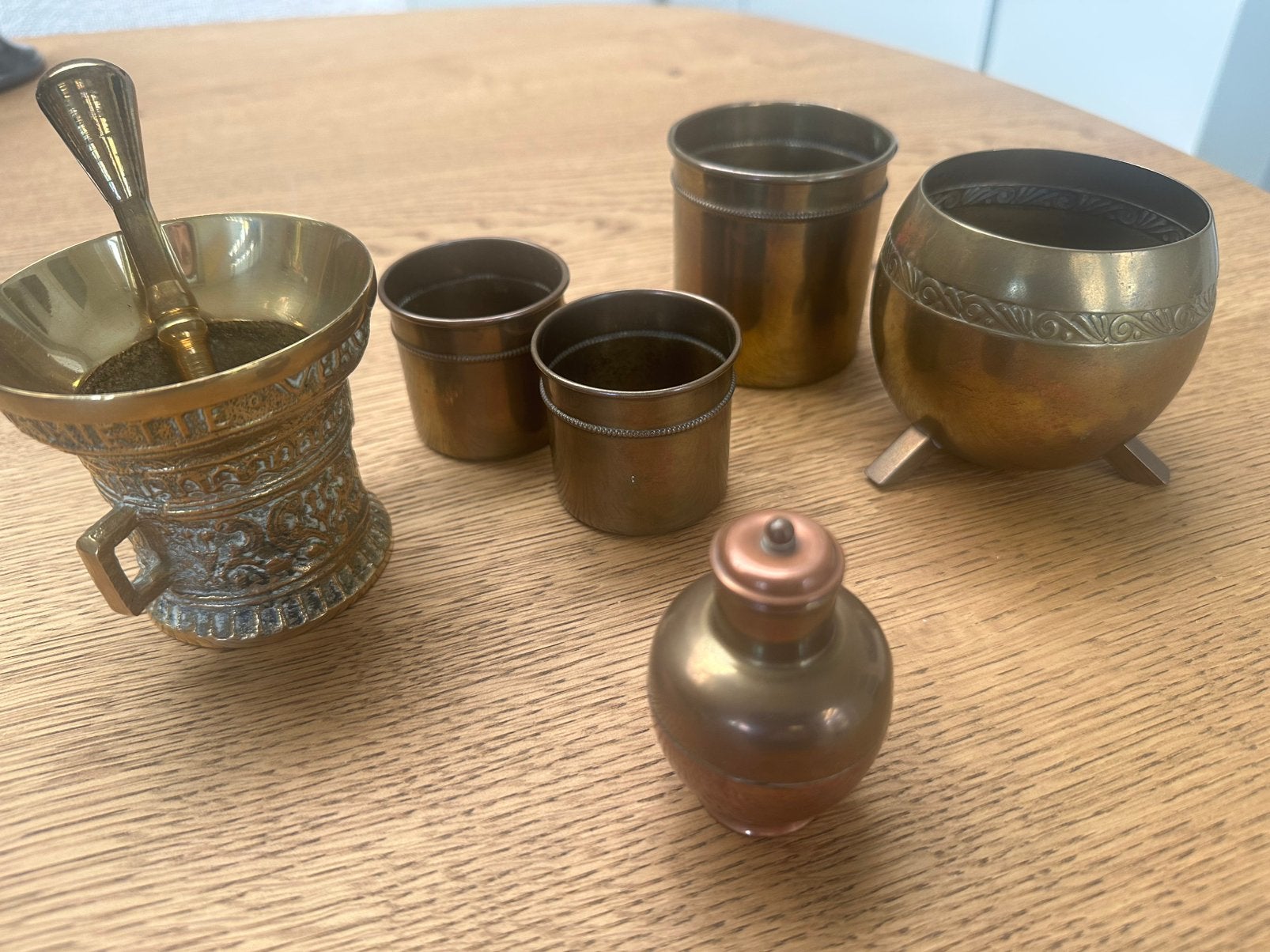 Koperwerk Bronzen/koper vijzel en koperen potjes, Antiek en Kunst, Ophalen