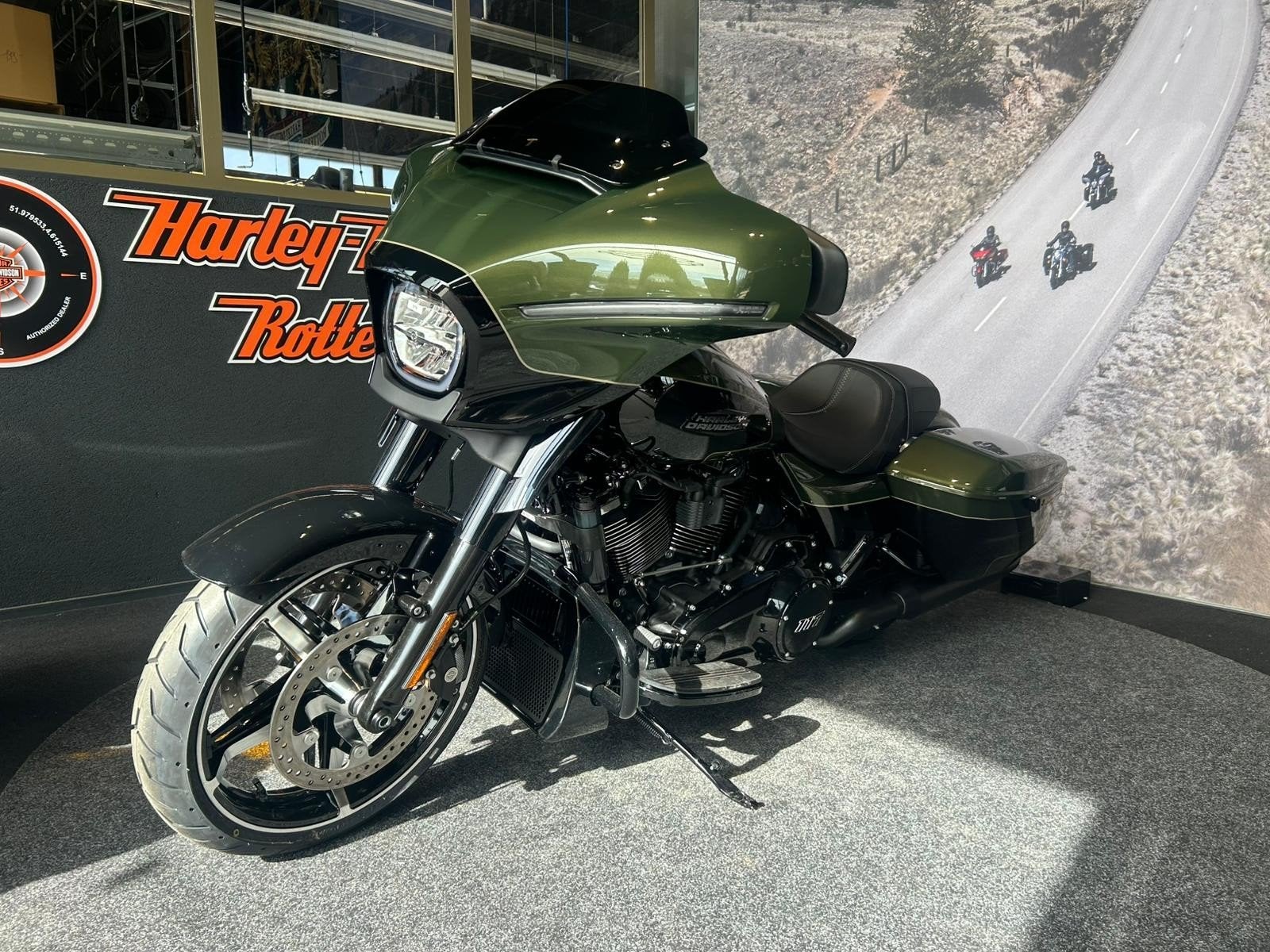 Harley-Davidson FLHX STREET GLIDE Black Trim - Two Tone, Laan van Vredenoord 33
2289 DA  RIJSWIJK, NL, Bedrijf, Toermotor, Sales@harleydavidsonrotterdam.nl