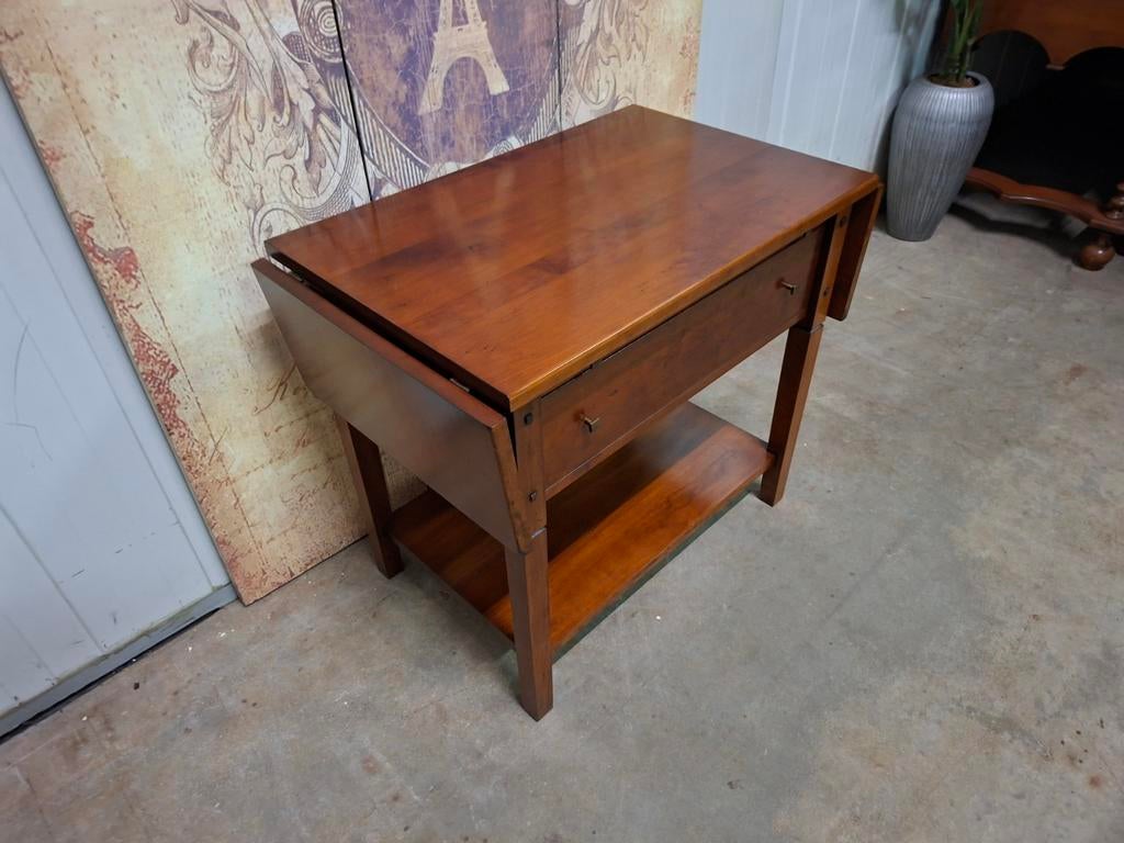 Klassiek kersen hangoor bijzettafel, salontafel, sidetable, Ophalen of Verzenden, Rechthoekig