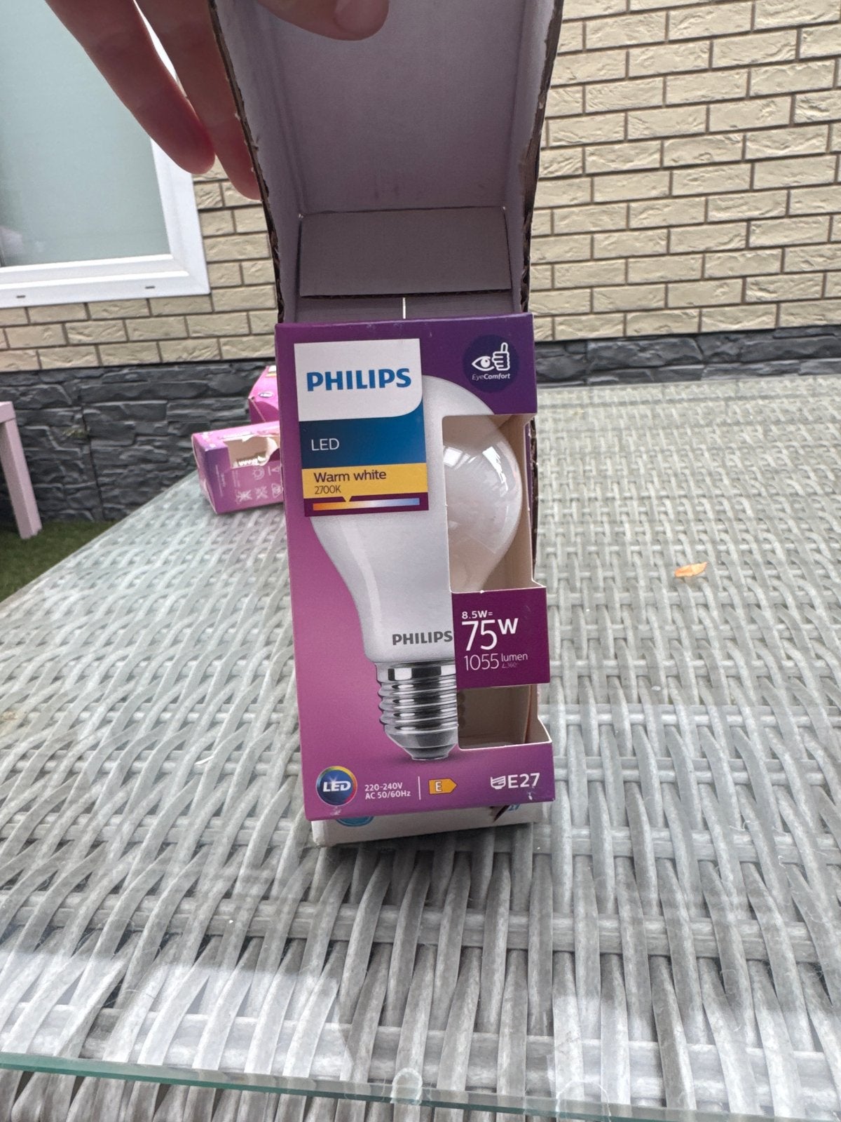 Philips LED E27 Lamp - Warm Wit (2700K) - Nieuw, Ophalen of Verzenden, Nieuw, E27 (groot), Philips