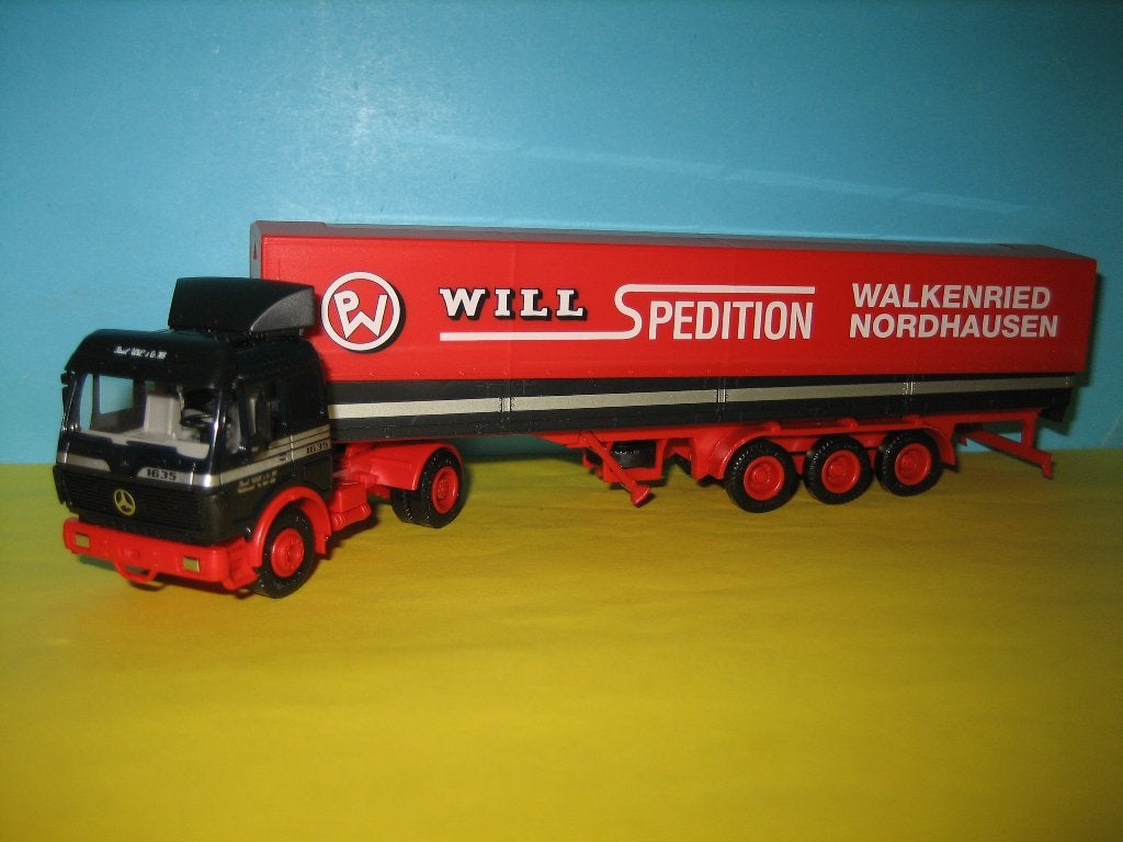 Will - Spedition  MERCEDEWS met oplegger  Herpa, Ophalen of Verzenden, Zo goed als nieuw, Bus of Vrachtwagen, Herpa