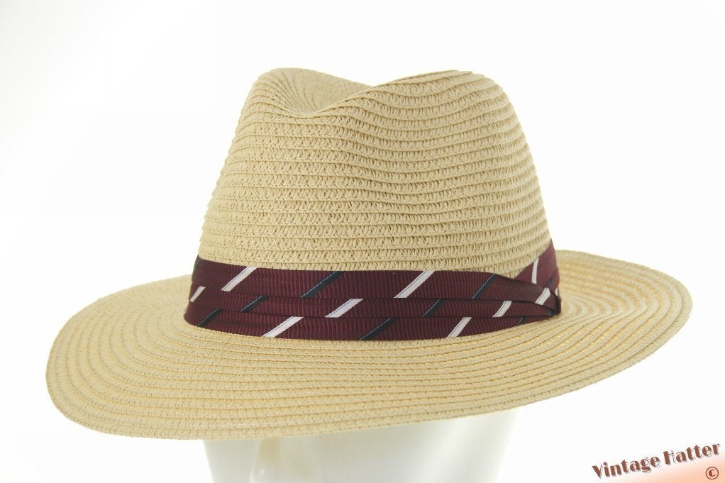 Zomer gleufhoed met donker rode gestreepte band 55-61 nieuw, Ophalen of Verzenden, Nieuw, One size fits all, Hoed