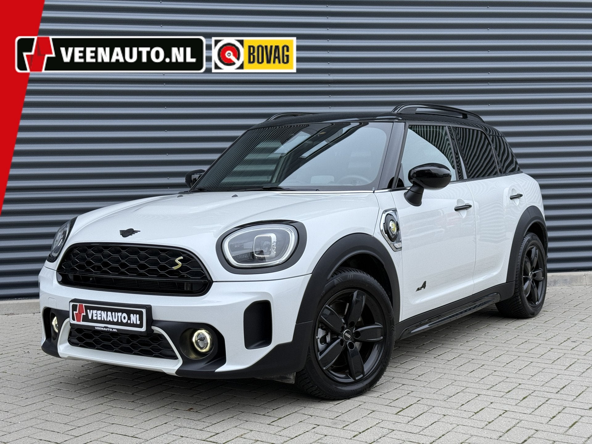 MINI Countryman 1.5 Cooper SE ALL4 Leder/Elec stoel/Camera, Automaat, Dealer onderhouden, Gebruikt, Zwart