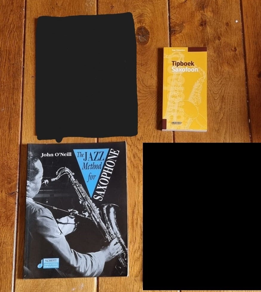Diverse boeken tbv Saxofoonspelen (tipboek en muziekbladen), Instrument, Diverse auteurs, Ophalen of Verzenden, Zo goed als nieuw