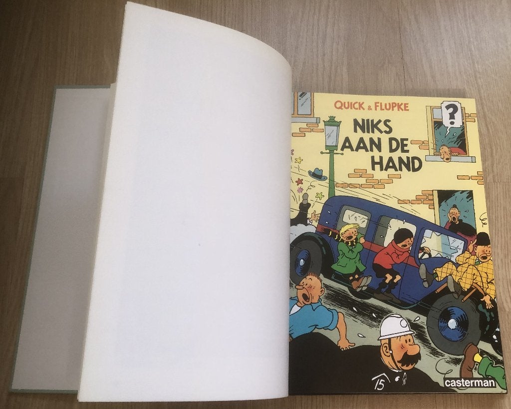 KUIFJE - DE GUITENSTREKEN VAN QUICK&FLUPKE/LEO EN LEA, Eén stripboek, Ophalen of Verzenden, Zo goed als nieuw, Hergé