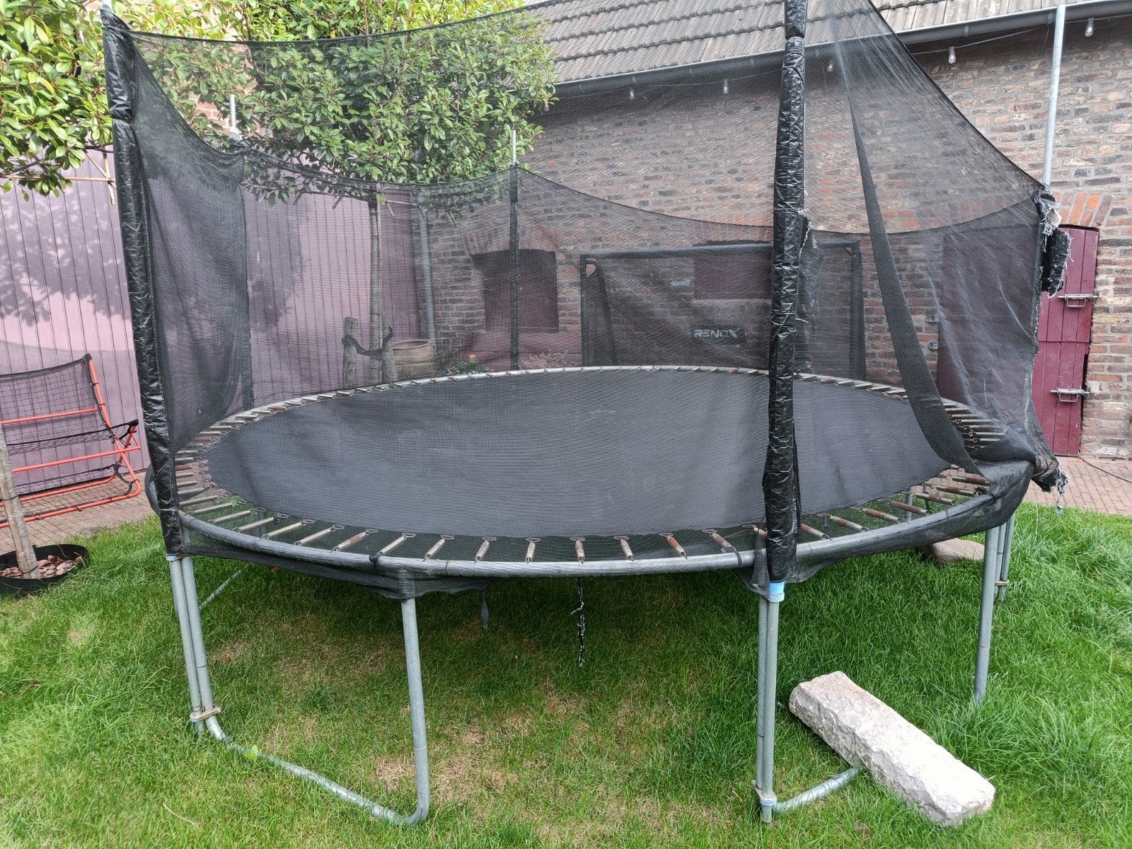 Grote trampoline 400cm met veiligheidsnet - Gebruikt, Kinderen en Baby's, Speelgoed | Buiten | Trampolines, Ophalen, Gebruikt