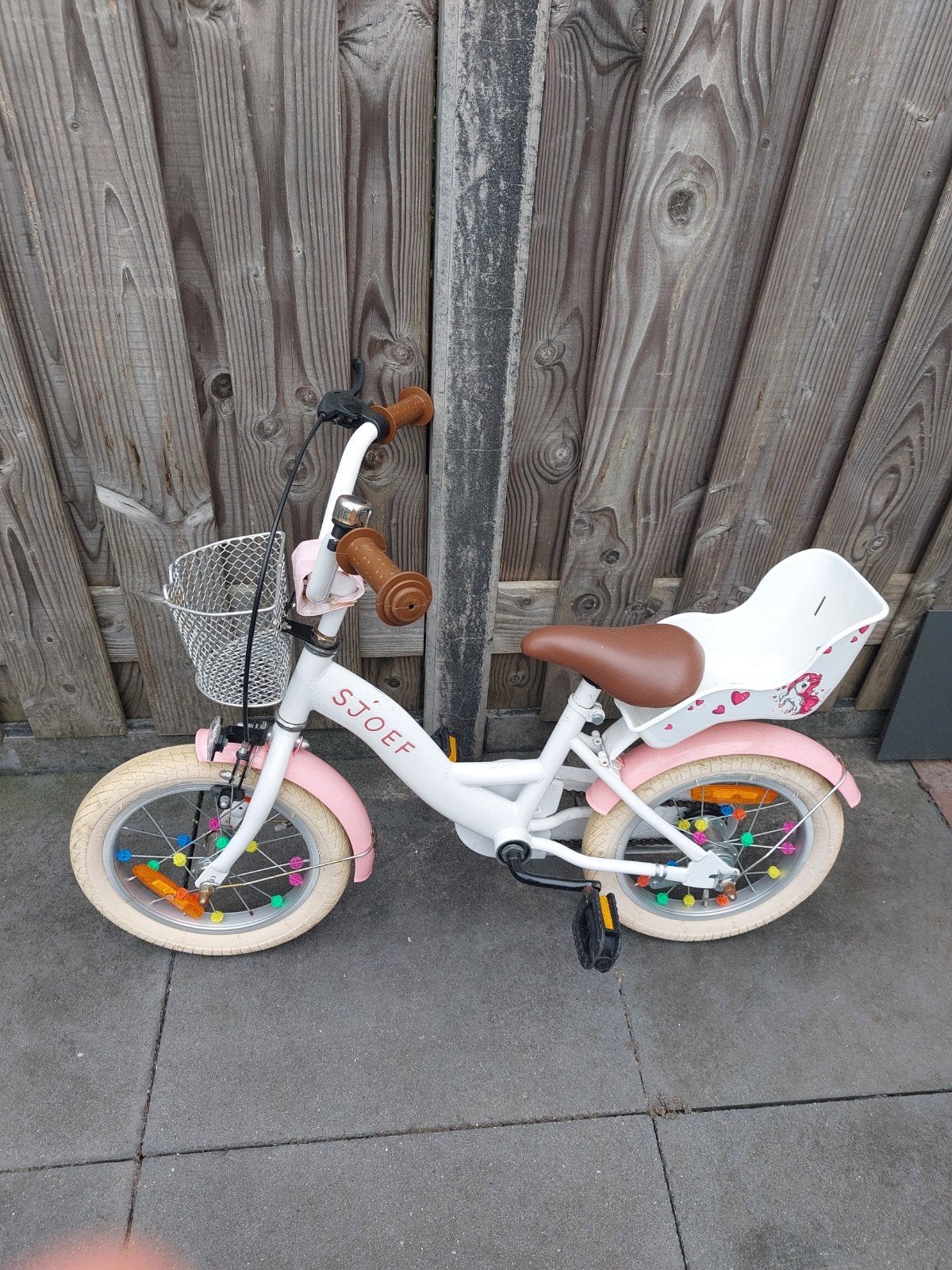 (opknap)Meisjesfiets 14 inch roze/wit, Fietsen en Brommers, Fietsen | Kinderfietsjes, Ophalen, Terugtraprem, Gebruikt, Minder dan 16 inch