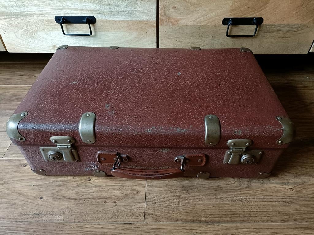 Vintage Bruine Koffer met Slot, Sieraden, Tassen en Uiterlijk, Koffers, Gebruikt, 50 tot 60 cm, Hard kunststof, Slot