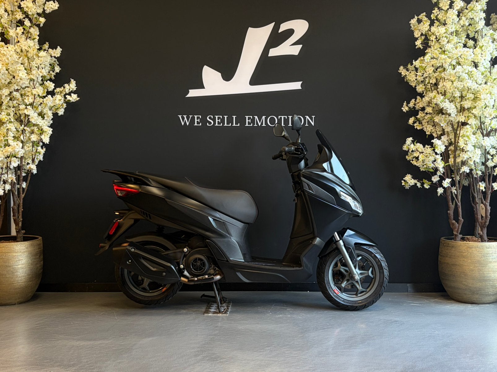 Aprilia SXR 50 | Brom | Mat Zwart | 2024 | 4429 km | 1 eig, Overige modellen, ., Maximaal 45 km/u, Ophalen of Verzenden
