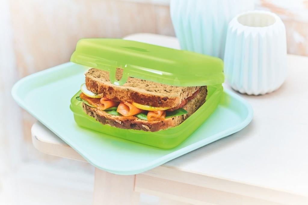Tupperware Snackie/Broodtrommeltje Groen Nieuw, Ophalen of Verzenden, Nieuw, Groen, Bus of Trommel