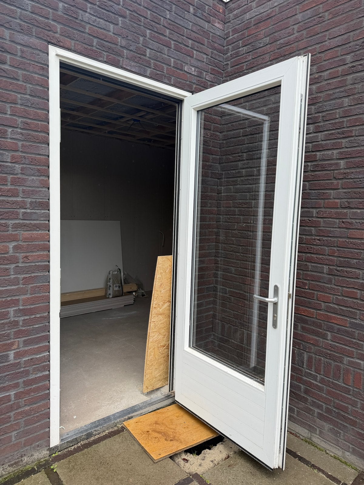 Buitendeur + kozijn, Deurkozijn, Zo goed als nieuw, 225 cm of meer, Hout