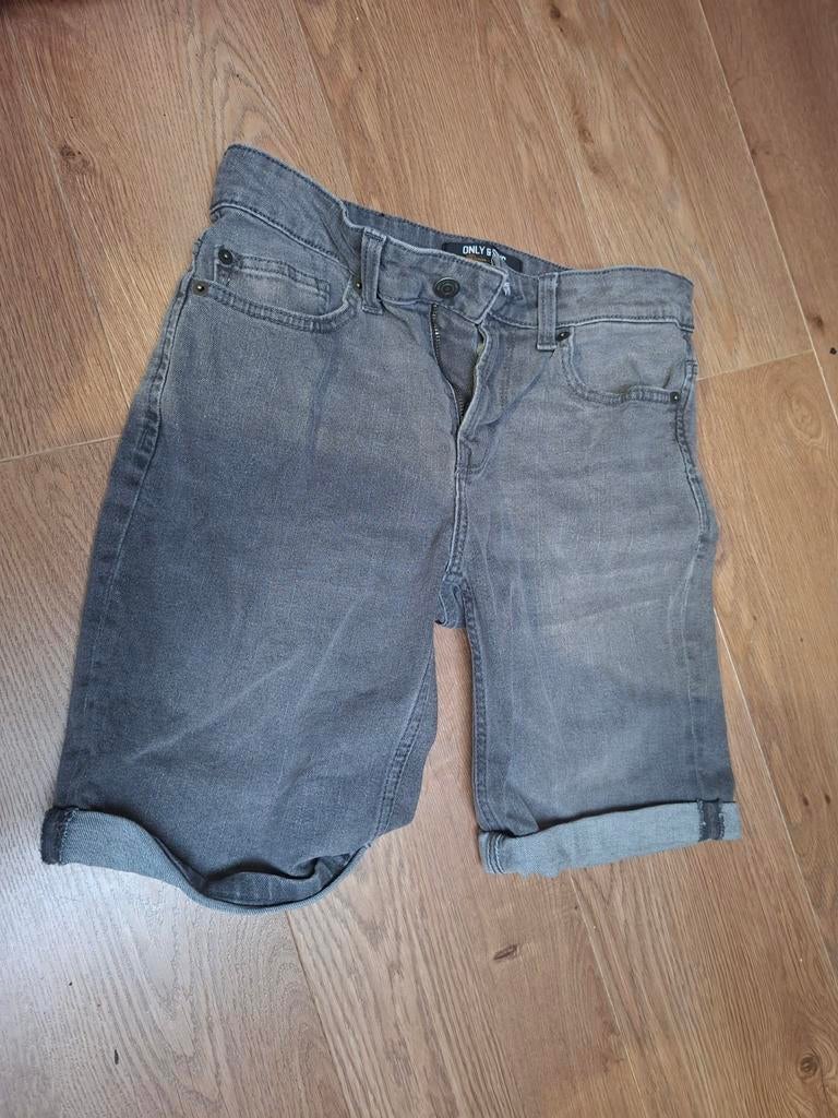 Heren korte broek, Kleding | Heren, Broeken en Pantalons, Nieuw, Ophalen of Verzenden, Grijs, Maat 46 (S) of kleiner