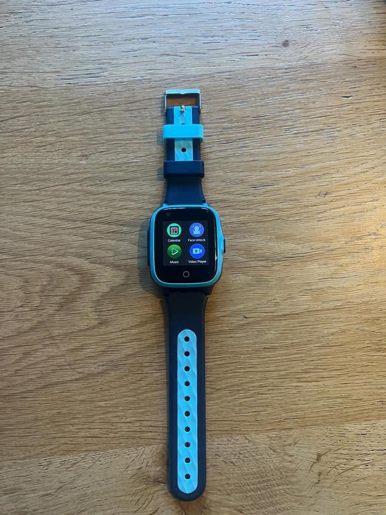Qlokkie Kiddo 15 Smartwatch - GPS horloge kind, Sieraden, Tassen en Uiterlijk, Horloges | Kinderen, Ophalen of Verzenden, Zo goed als nieuw