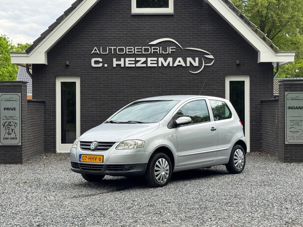 Volkswagen Fox 1.2 Trendline 161DKM Inruilkoopje Airco Rijdt, Auto's, Volkswagen, Voorwielaandrijving, Stof, Zwart, 969 kg