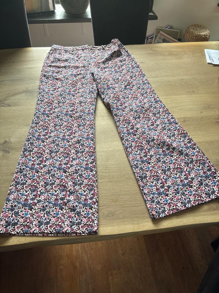 Fabienne Chapot Puck broek met bloemenprint, maat 42, Overige kleuren, Maat 42/44 (L), Ophalen of Verzenden, Zo goed als nieuw