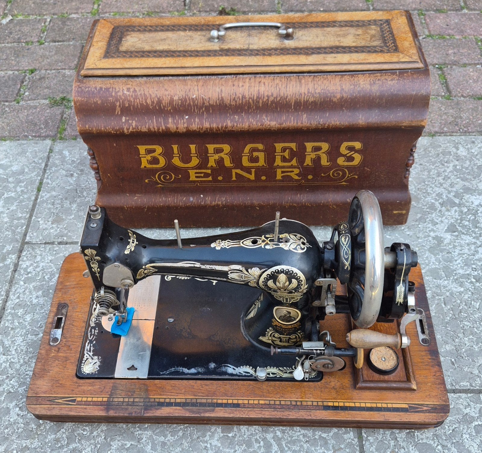 Antieke Burgers E.N.R. naaimachine met houten kap, Ophalen of Verzenden