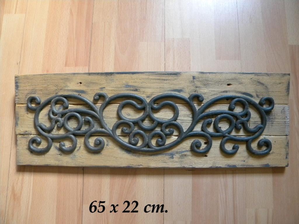 ORNAMENT OP OUD HOUT, ORNAMENT IS RUBBER, BROCANTE STIJL, Ophalen of Verzenden, Gebruikt