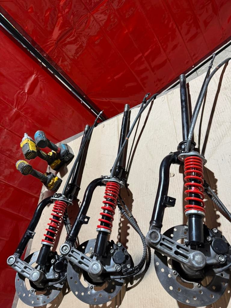 ZIP SP VOORVORK OMLASSEN. 60€!!, Motoren, Tuning en Styling, Ophalen of Verzenden