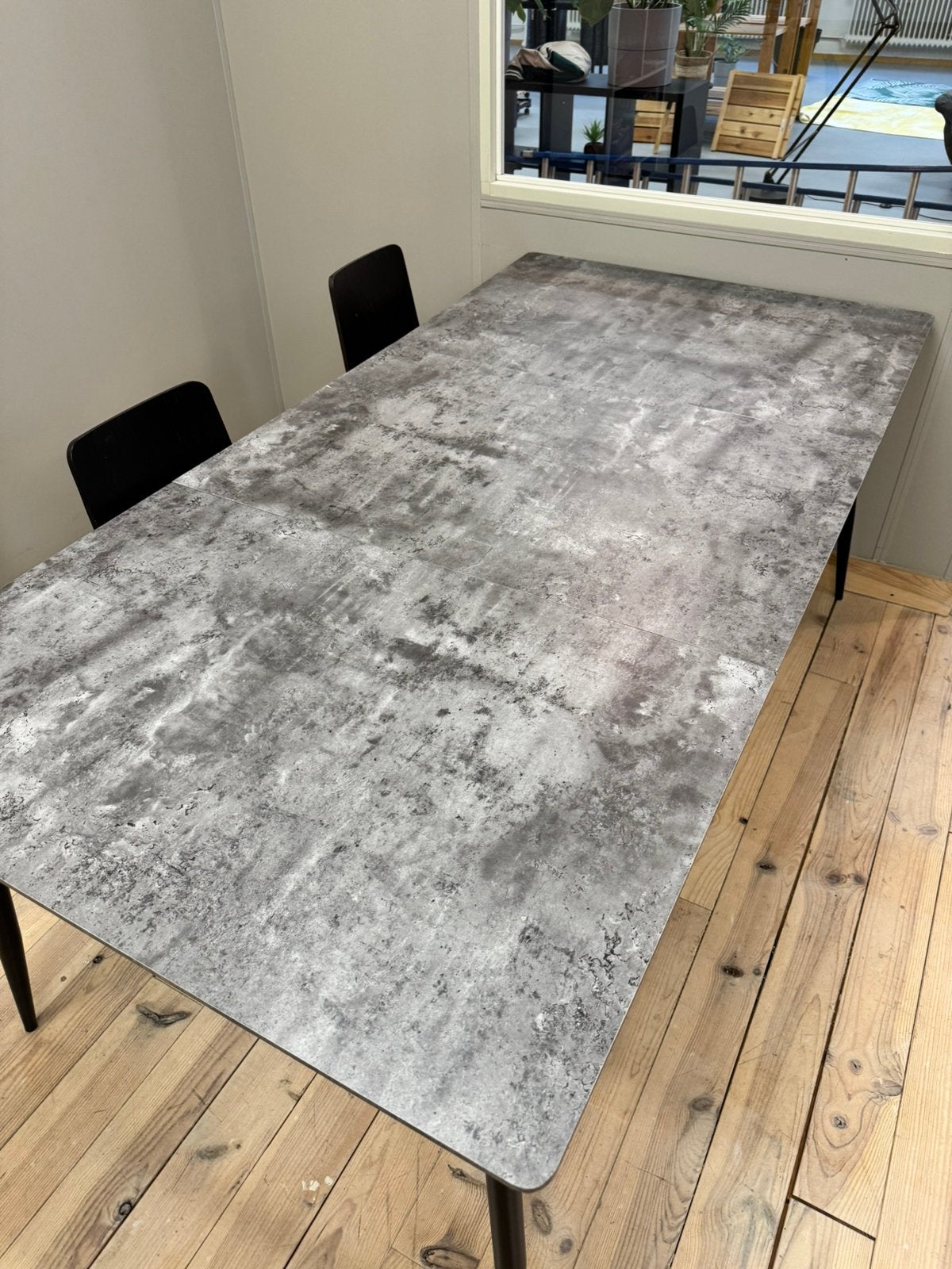 Twee tafels te koop, Ophalen, Gebruikt, 100 tot 150 cm, Vijf personen of meer
